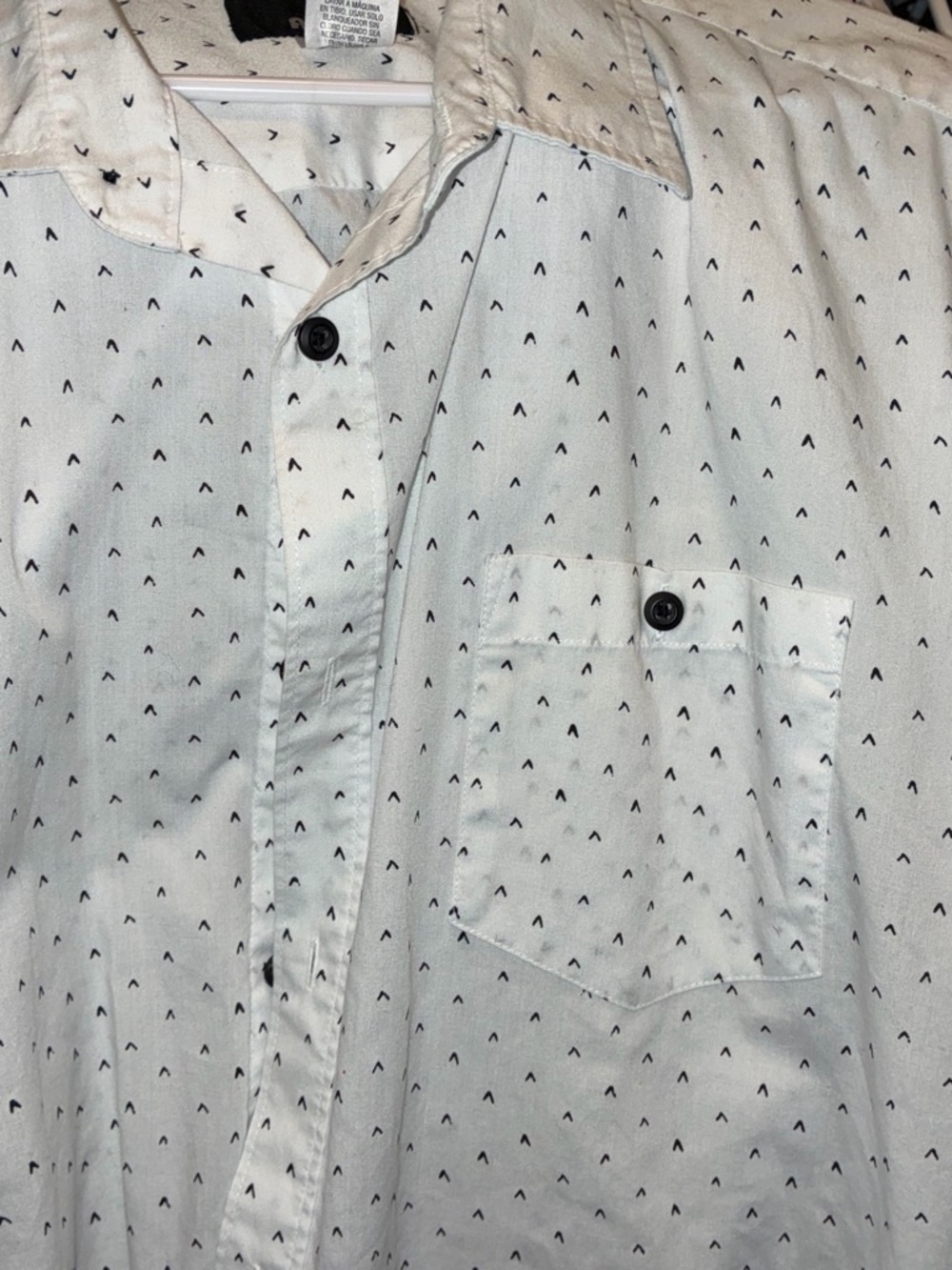 Men's White Short-Sleeve Button-Up Shirt with Micro Arrow Print